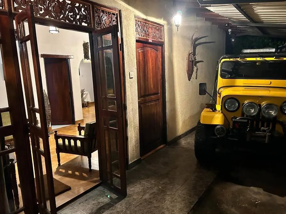 Sl Chop Shop Stables Apartment Kandy Sri Lanka