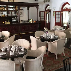 3* Hotel Royal Bar &